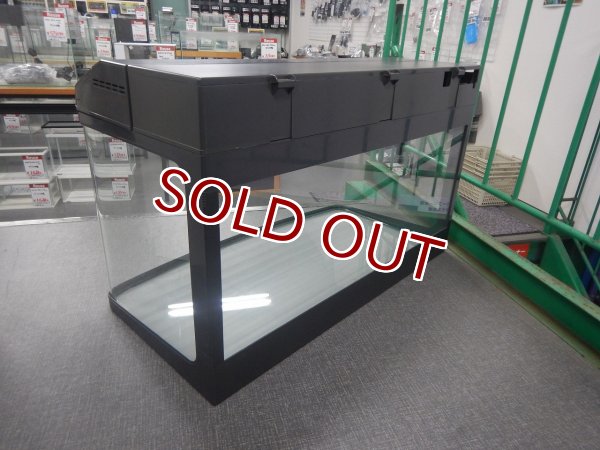 New Stingray 113水槽とキャビネットセット リユース品】【水槽セット】ニッソーニュースティングレーR313店頭