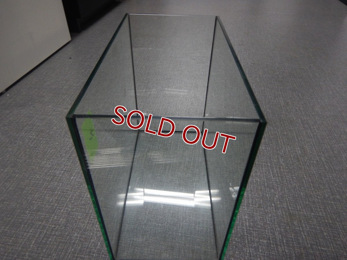 画像2: 【リユース品】【水槽】W30D16H26cmガラス水槽 管理記号 え店頭受け渡し限定 (2)