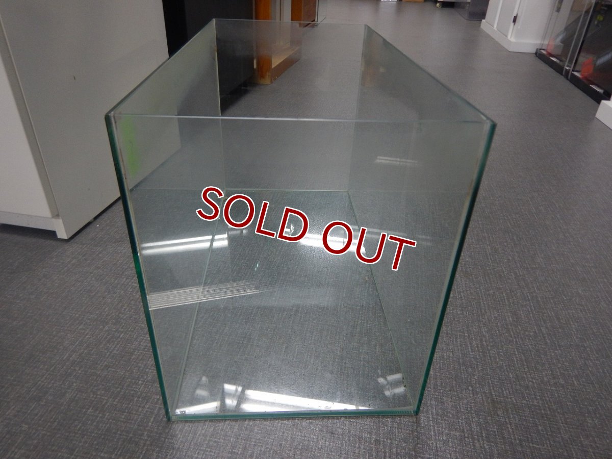 画像2: 【リユース品】【水槽】W60D30H36cmガラス水槽 管理記号 く店頭受け渡し限定 (2)