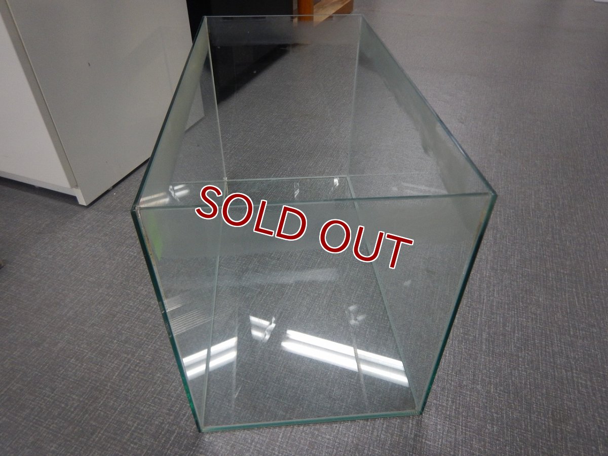 画像2: 【リユース品】【水槽】W60D30H36cmガラス水槽 管理記号 た店頭受け渡し限定 (2)