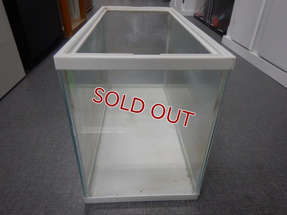 画像2: 【リユース品】【水槽】W60D27.5H36cmガラス水槽 管理記号 の店頭受け渡し限定 (2)