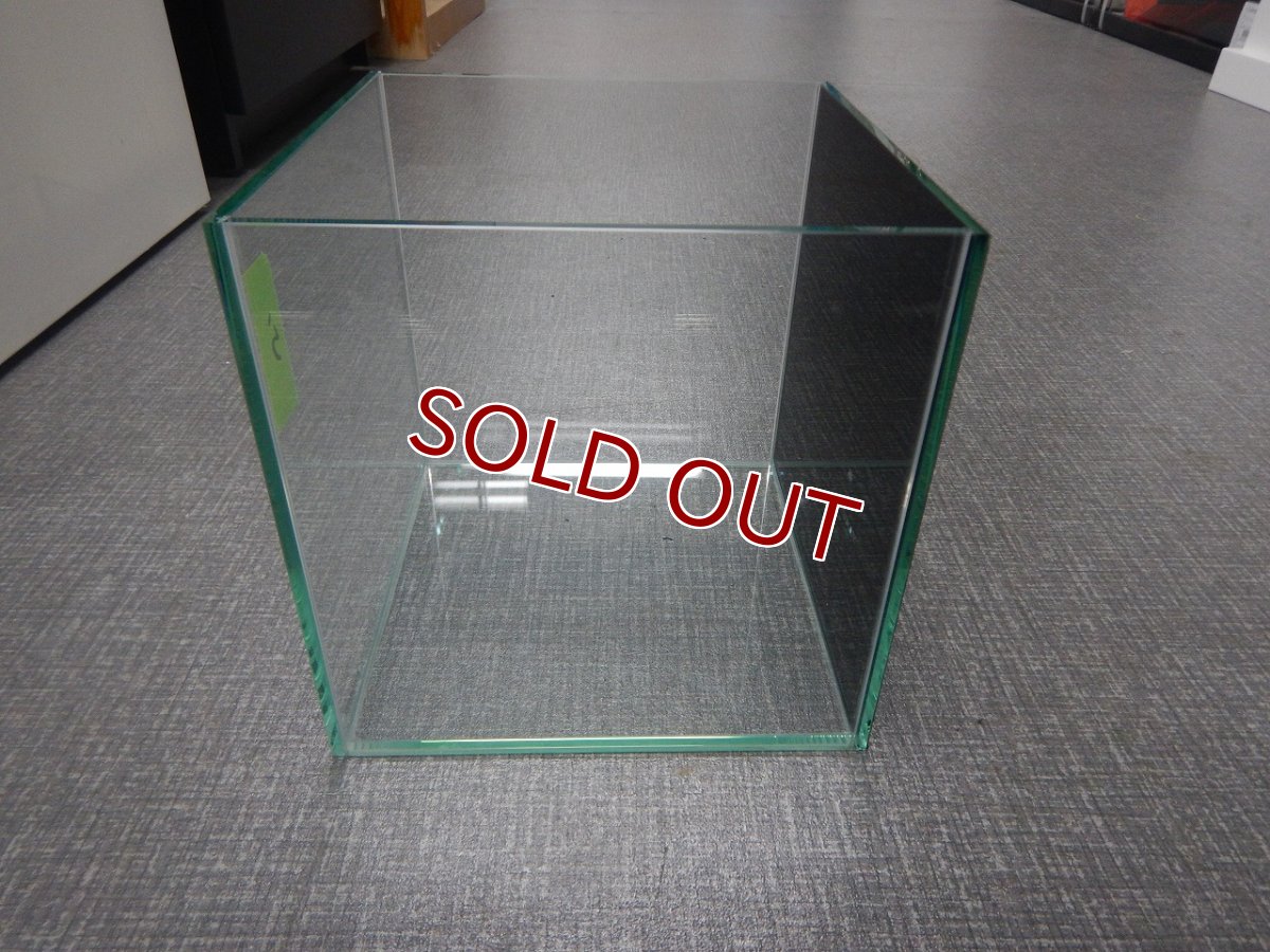 画像2: 【リユース品】【水槽】20キューブ　ガラス水槽　　管理記号 ら店頭受け渡し限定 (2)