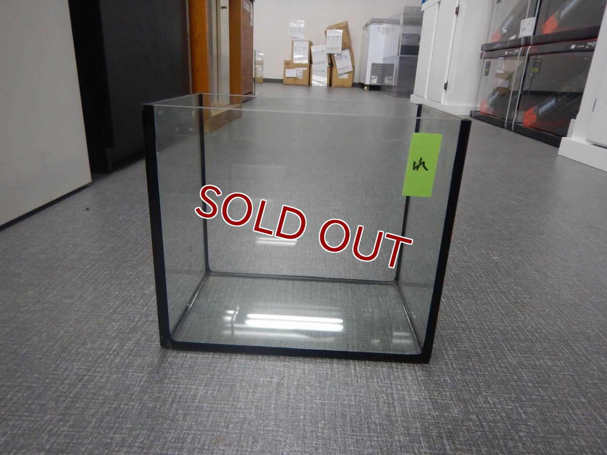 画像1: 【リユース品】【水槽】W25D16H22cmガラス水槽 管理記号　れ店頭受け渡し限定 (1)