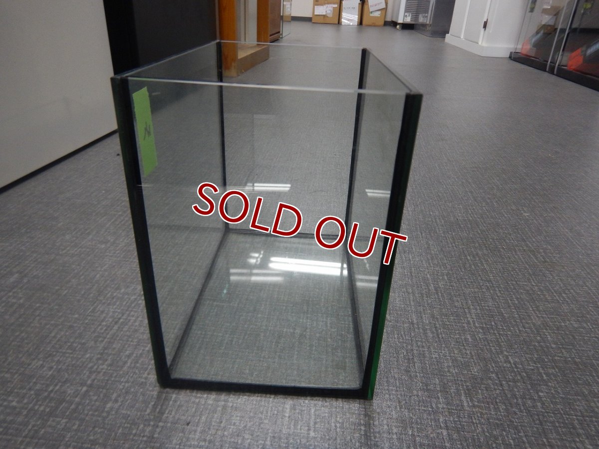 画像2: 【リユース品】【水槽】W25D16H22cmガラス水槽 管理記号 れ店頭受け渡し限定 (2)