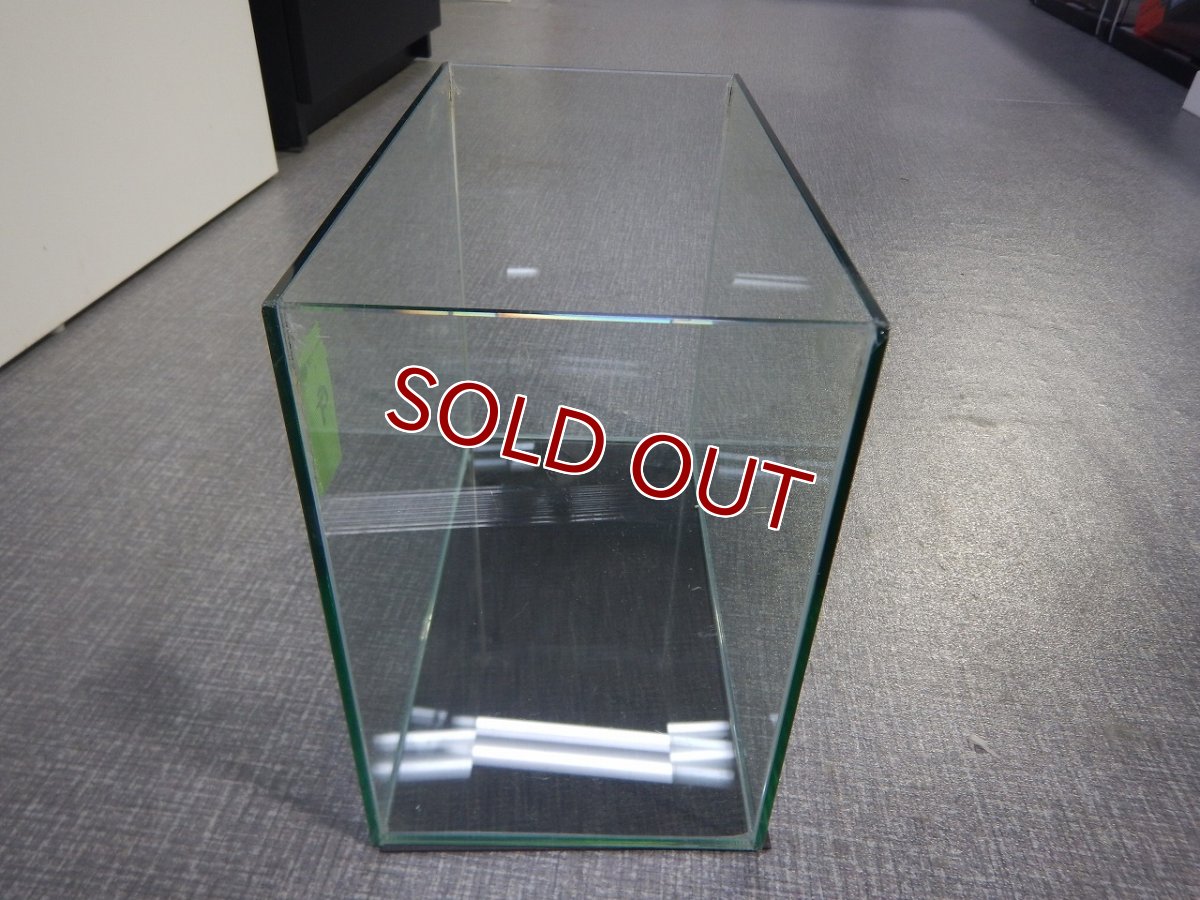 画像2: 【リユース品】【水槽】W30D16H24cm ガラス水槽 管理記号 G店頭受け渡し限定 (2)