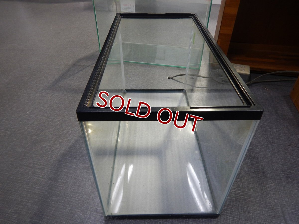 画像2: 【リユース品】【水槽】W60D30H36cm ガラス水槽 管理記号 J店頭受け渡し限定 (2)