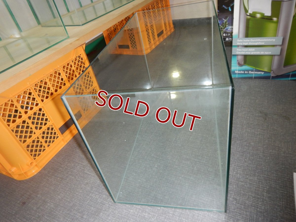 画像2: 【リユース品】【水槽】W60D30H36cm ガラス水槽 管理記号 Q店頭受け渡し限定 (2)