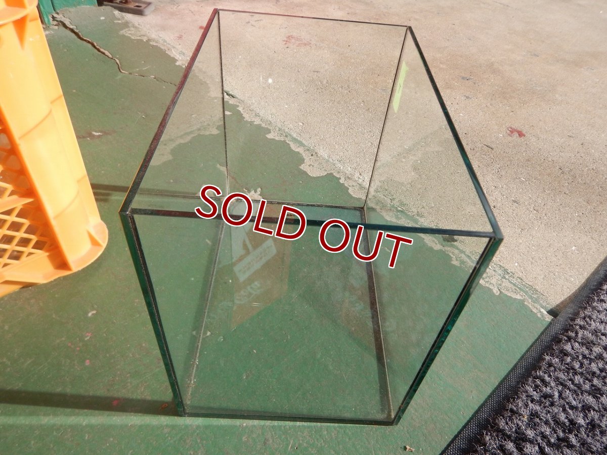 画像2: 【リユース品】【水槽】W30D20H25cm ガラス水槽 管理記号 T店頭受け渡し限定 (2)