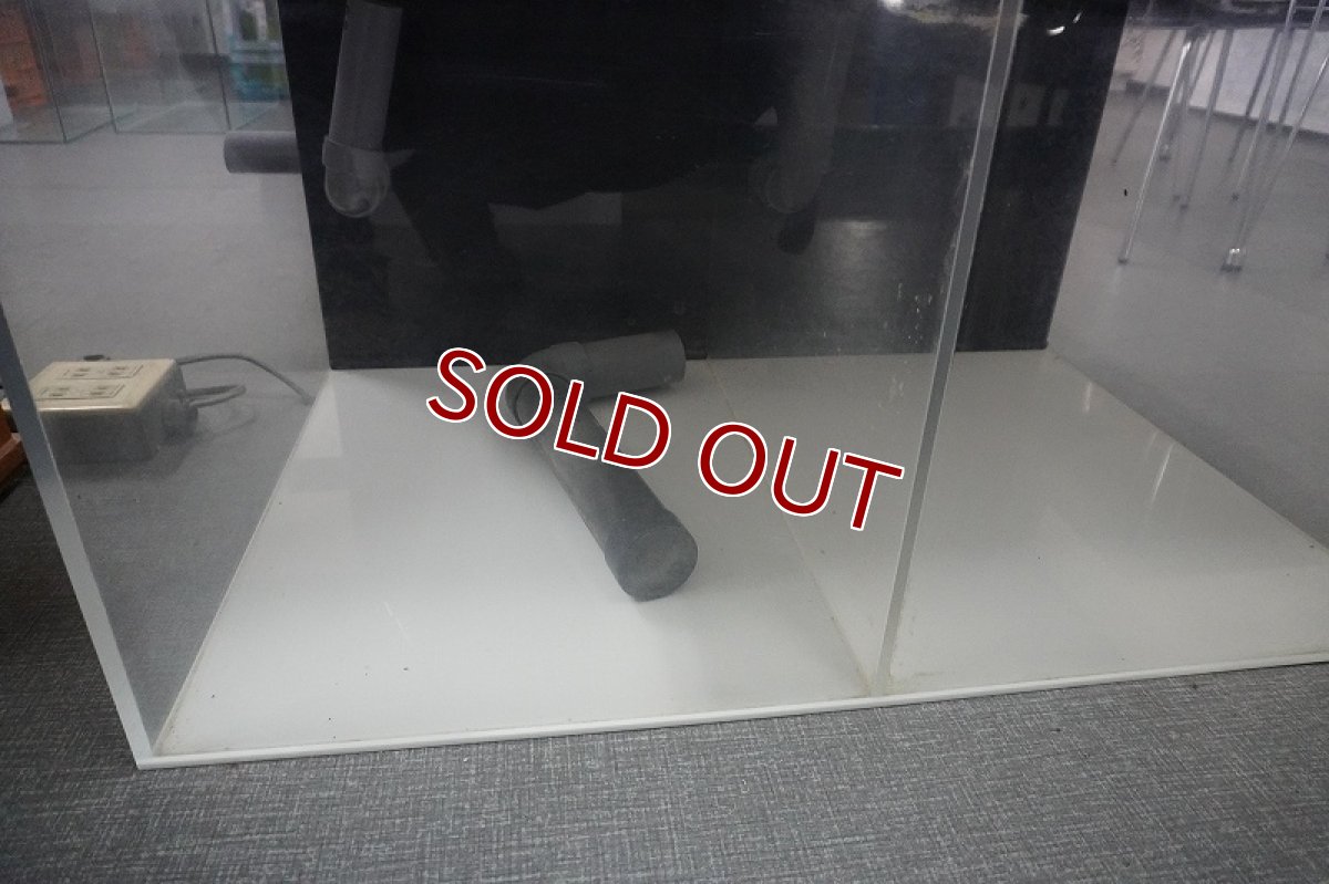 画像2: 【リユース品】【水槽】W90D60H45cm アクリルオーバーフロー水槽(2室)店頭受け渡し限定 (2)
