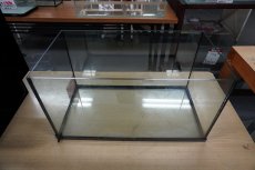 画像1: 【毎月1日〜7日は中古品30%OFFクーポン(reuse30)対象商品】【リユース品】【水槽】RedSea リーファー用給水タンク店頭受け渡し限定 (1)