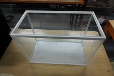 画像1: 【毎月1日〜7日は中古品30%OFFクーポン(reuse30)対象商品】【リユース品】【水槽】ガラス水槽 W35×D18×H26店頭受け渡し限定 (1)
