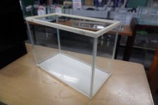 画像3: 【毎月1日〜7日は中古品30%OFFクーポン(reuse30)対象商品】【リユース品】【水槽】ガラス水槽 W35×D18×H26店頭受け渡し限定 (3)