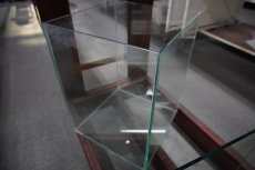 画像3: 【毎月1日〜7日は中古品30%OFFクーポン(reuse30)対象商品】【リユース品】【水槽】ガラス水槽 W30×D30×H40店頭受け渡し限定 (3)