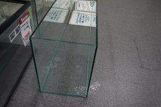 画像4: 【リユース品】【水槽】フレームレス水槽 900×220×300店頭受け渡し限定 (4)