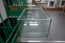 画像3: 【リユース品】【水槽】90×60×45H フレームレス水槽店頭受け渡し限定 (3)