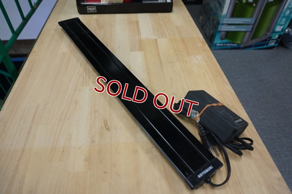 画像1: 【リユース品】【LEDライト】コトブキ フラットLED ６０（発送可能） (1)