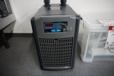 画像1: 【リユース品】【クーラー】ゼンスイ クーラーZC-700E 25℃設定で適合水量700L対応 年式が古いが作動確認済み（発送可能） (1)