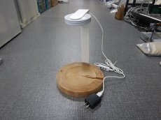 画像1: 【リユース品】【ADA】DOOA  スポットLED　ら　ライトアーム　台　コンセント付き（発送可能） (1)