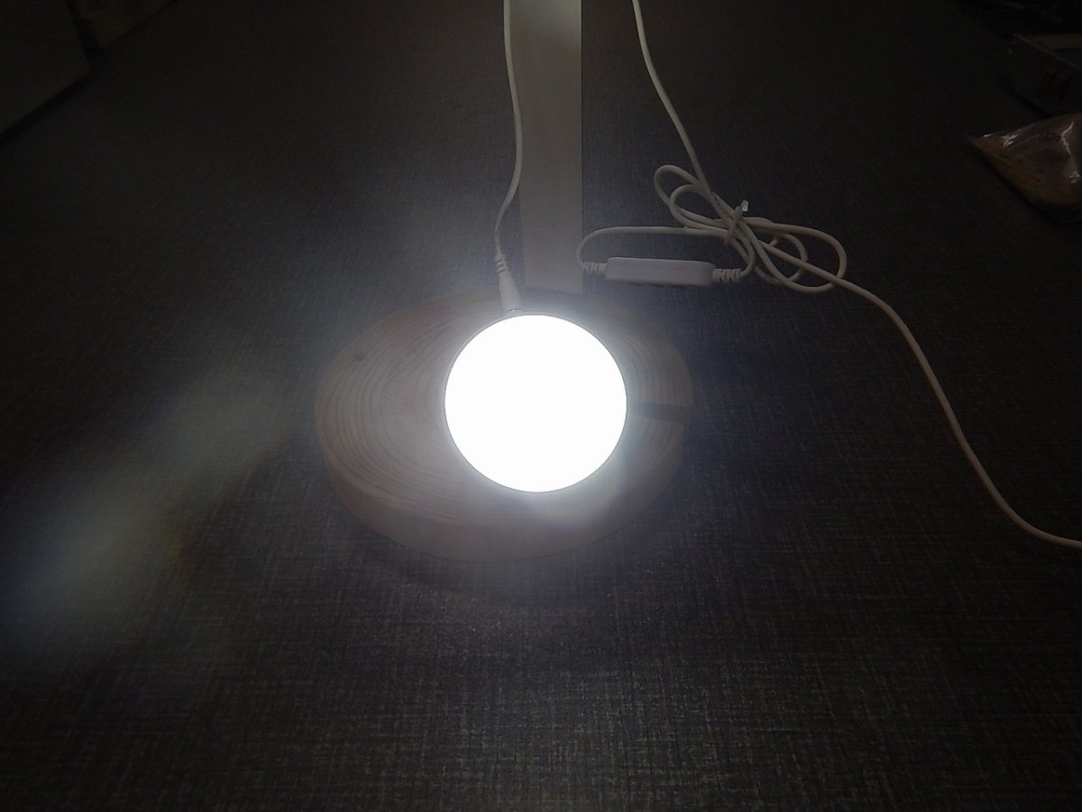 画像3: 【リユース品】【ADA】DOOA  スポットLED ら ライトアーム 台 コンセント付き(発送可能) (3)