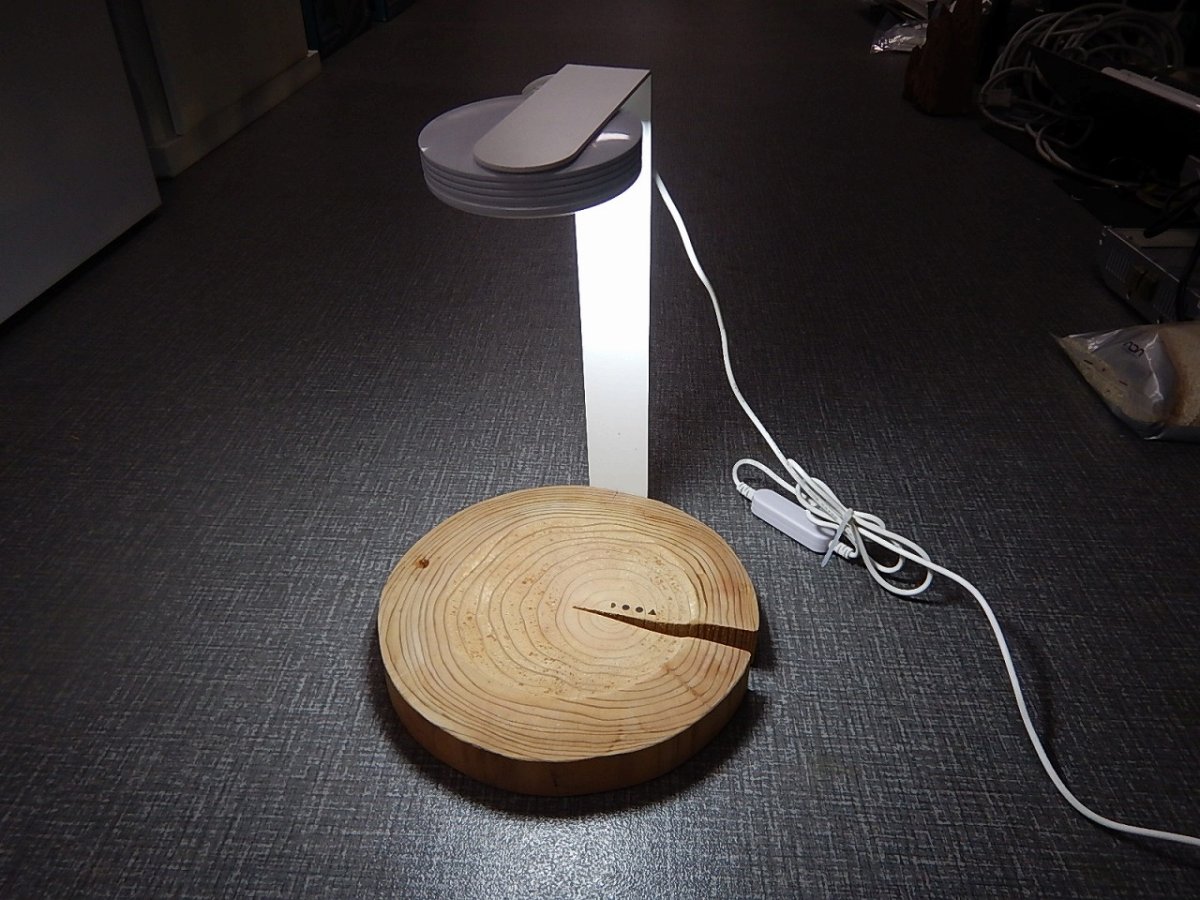 画像4: 【リユース品】【ADA】DOOA  スポットLED ら ライトアーム 台 コンセント付き(発送可能) (4)