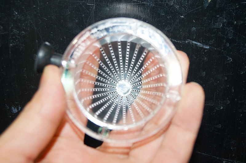 淡水魚 冷蔵便 生き餌 活イトメ イトミミズ イトメ入れセット 30g 生体 活餌 熱帯魚 ペットバルーン ネットショップ 淡水魚 冷蔵便 生き餌 活イトメ イトミミズ イトメ入れセット 30g 生体 活餌 熱帯魚 ペットバルーン ネットショップ